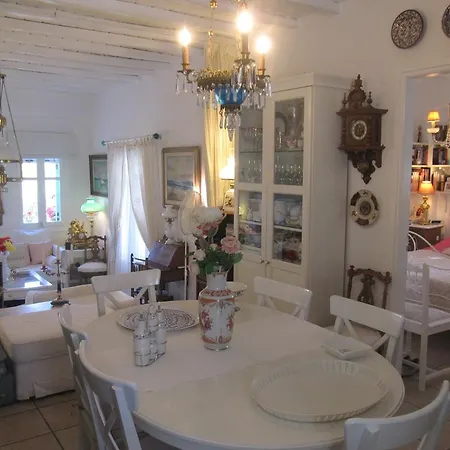 Apartment Diles Complex *